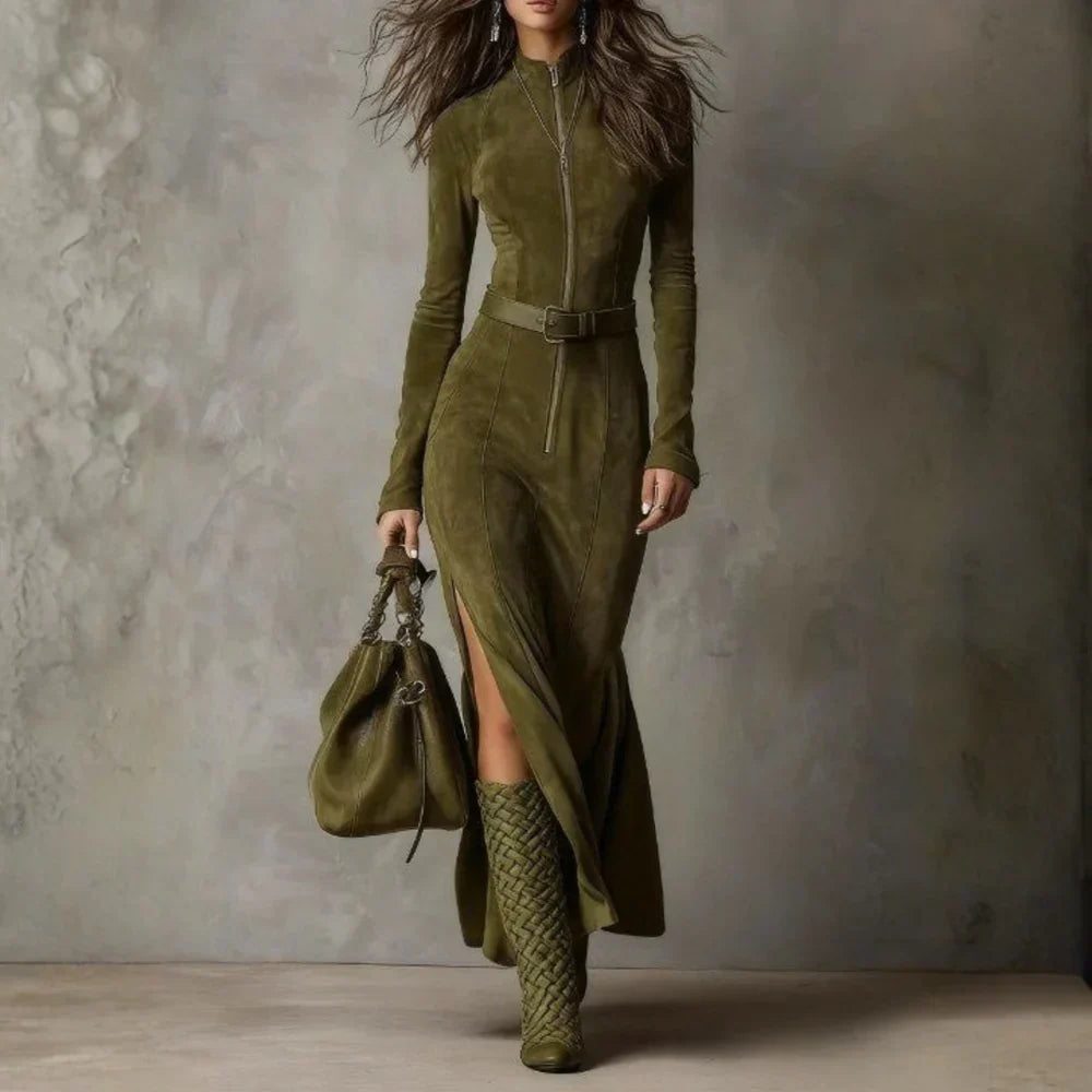 Maria - Elegante Abito Lungo in Suede con Cintura e Spacco