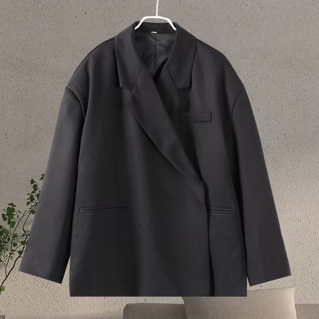 Дамски oversized блейзър с дълги ръкави, структурирана кройка и копчана закопчалка за офис