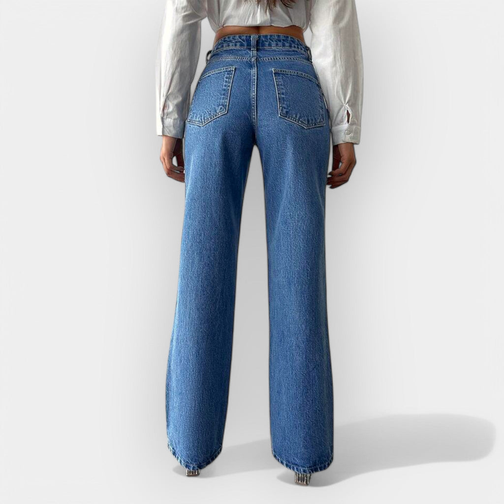 Jeans a Vita Alta con Linea Ampia e Confortevole