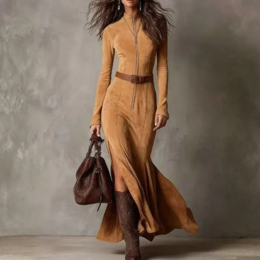 Maria - Elegante Abito Lungo in Suede con Cintura e Spacco