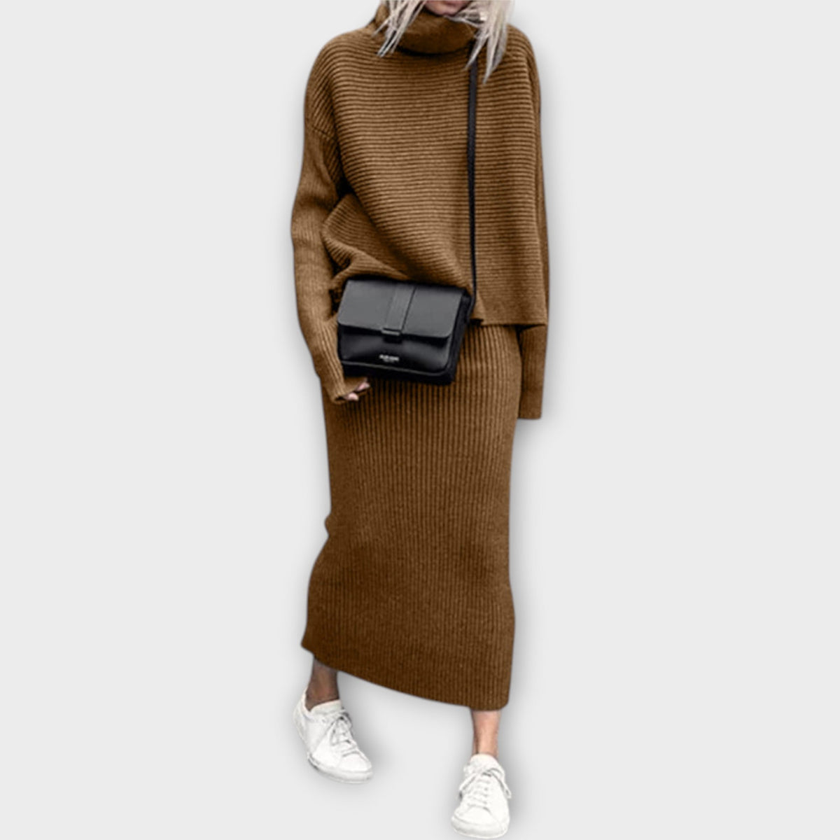 Set in Maglia con Collo Alto e Gonna