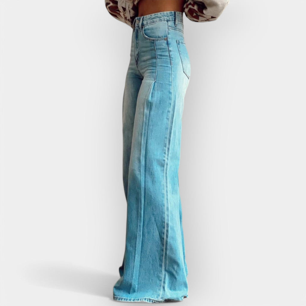 Pantaloni Larghi con Design Flare