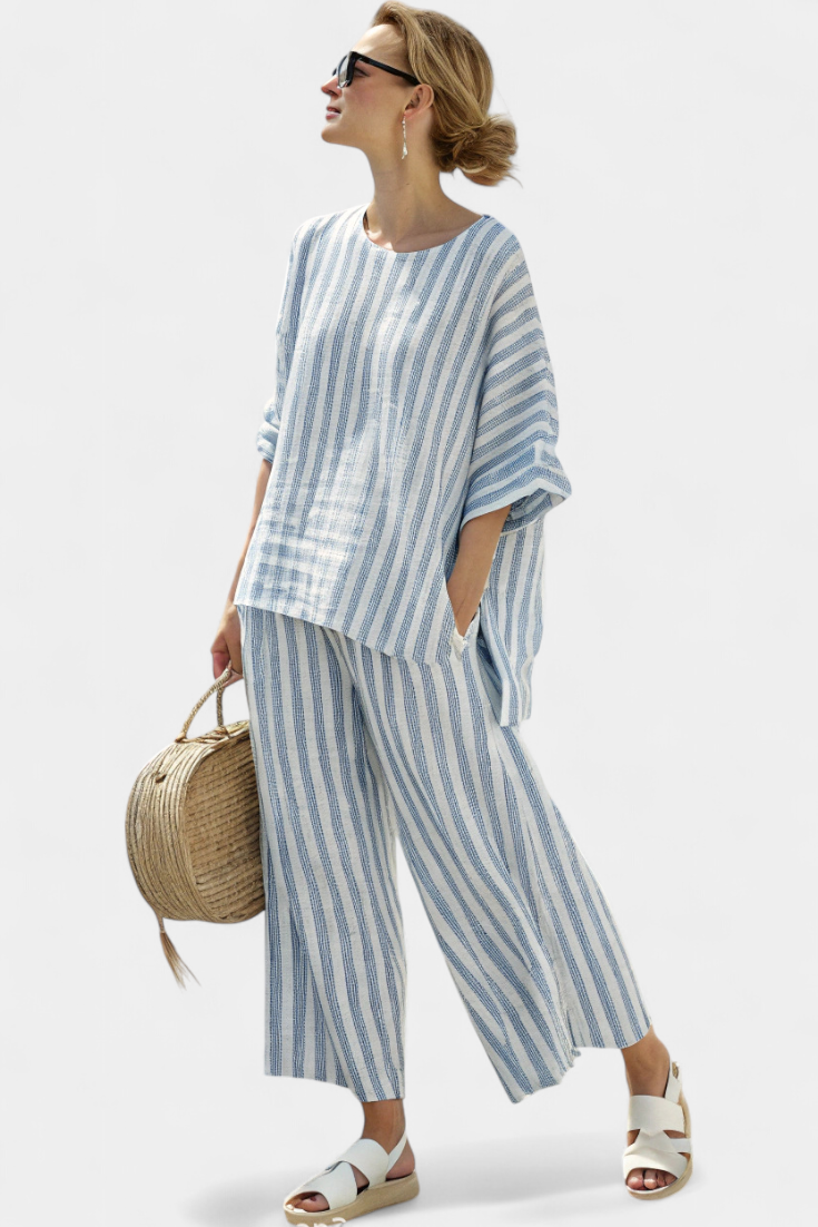 Federica — Top in lino raffinato con righe blu e pantaloni larghi