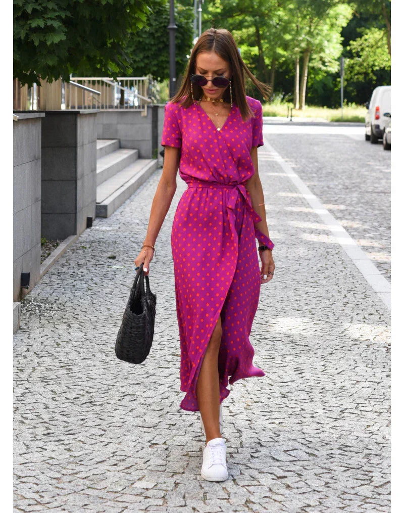 YARA | Abito elegante con linea incrociata e vestibilità flattering