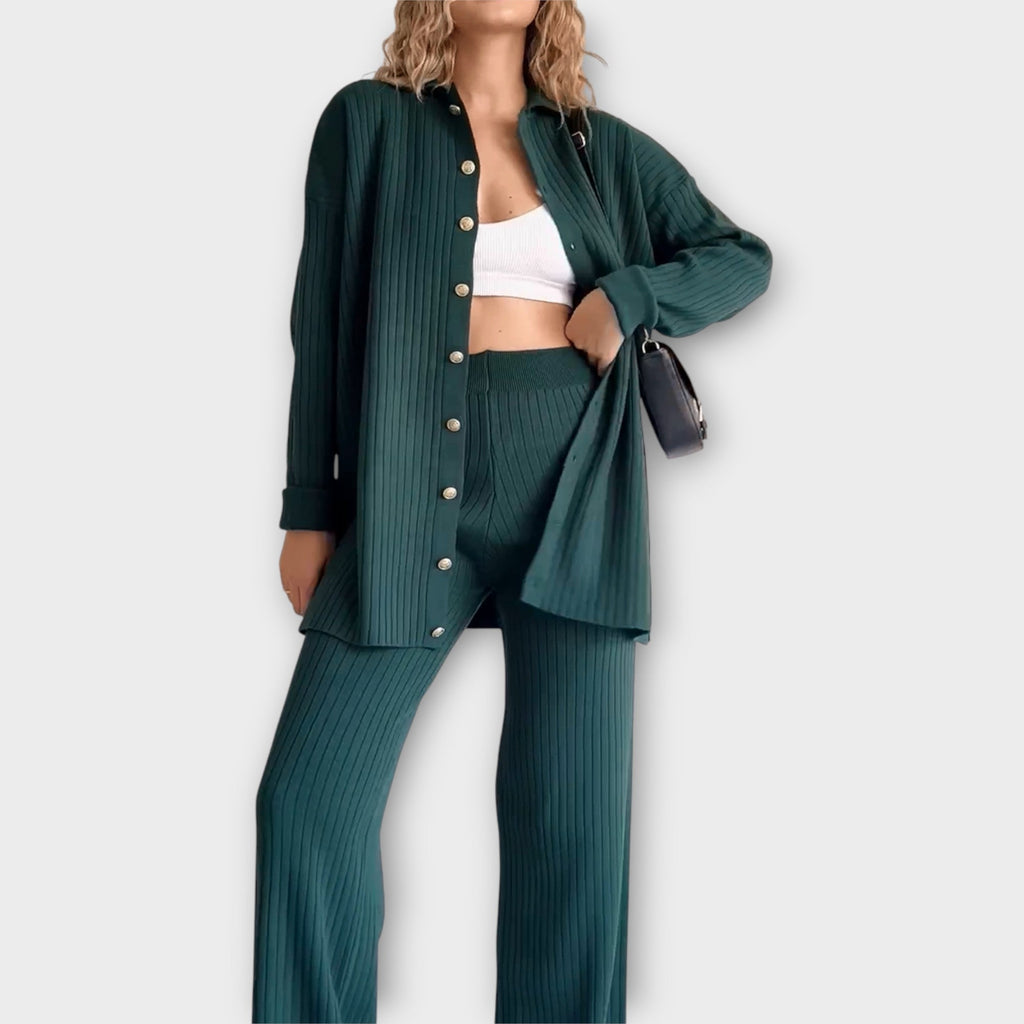 Set con Dettagli a Righe e Linea Elegante
