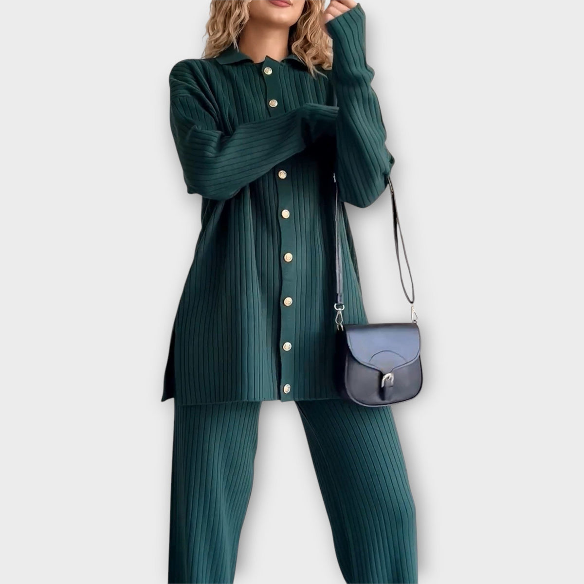 Set con Dettagli a Righe e Linea Elegante