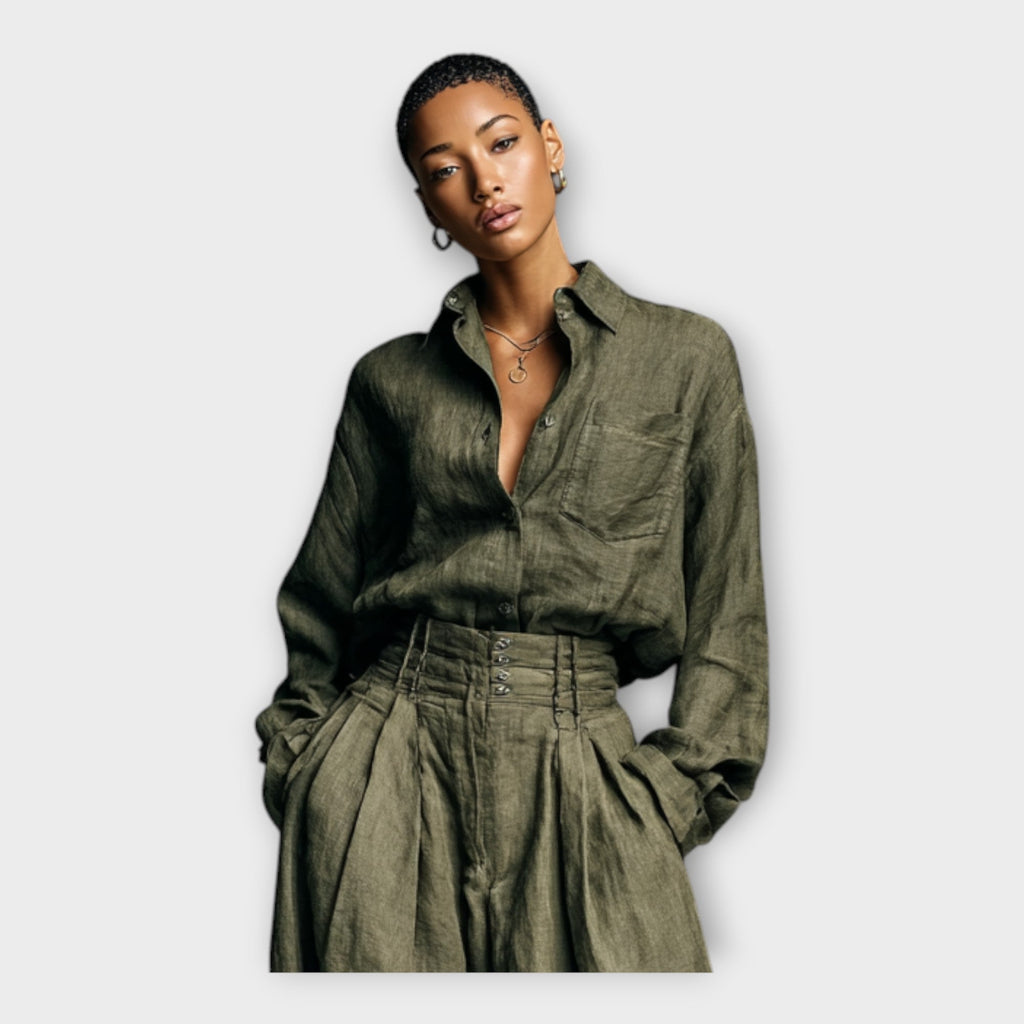 Camicia e pantaloni con eleganza senza sforzo