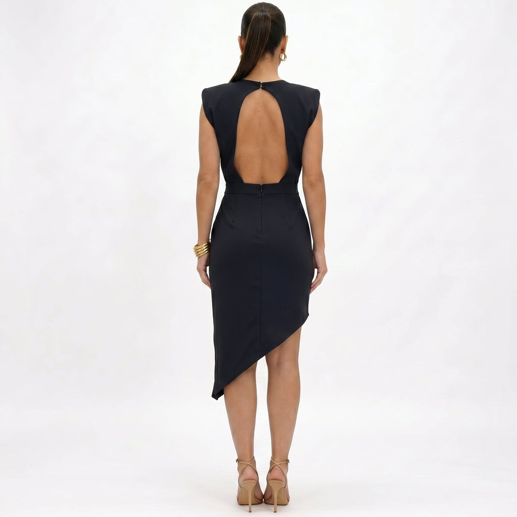Lana - Vestito asimmetrico con spalle strutturate