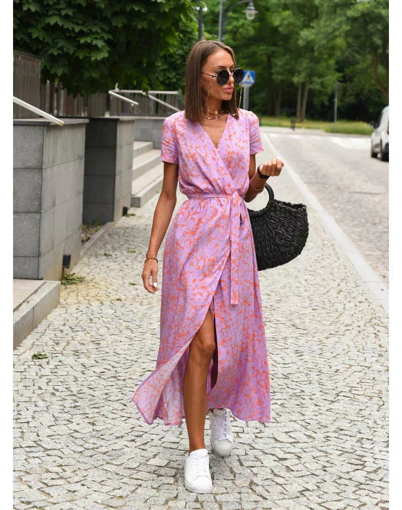 YARA | Abito elegante con linea incrociata e vestibilità flattering