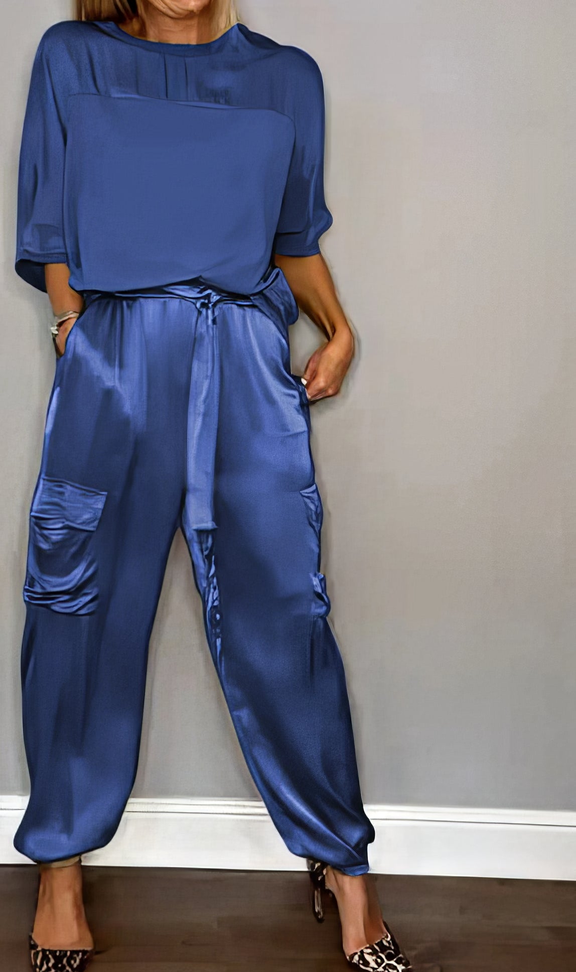 AMELIA | Completo blusa a due pezzi e pantaloni cargo Chic