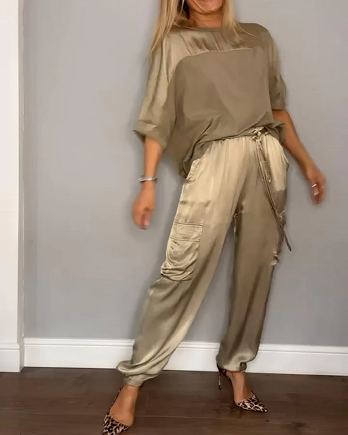 AMELIA | Completo blusa a due pezzi e pantaloni cargo Chic