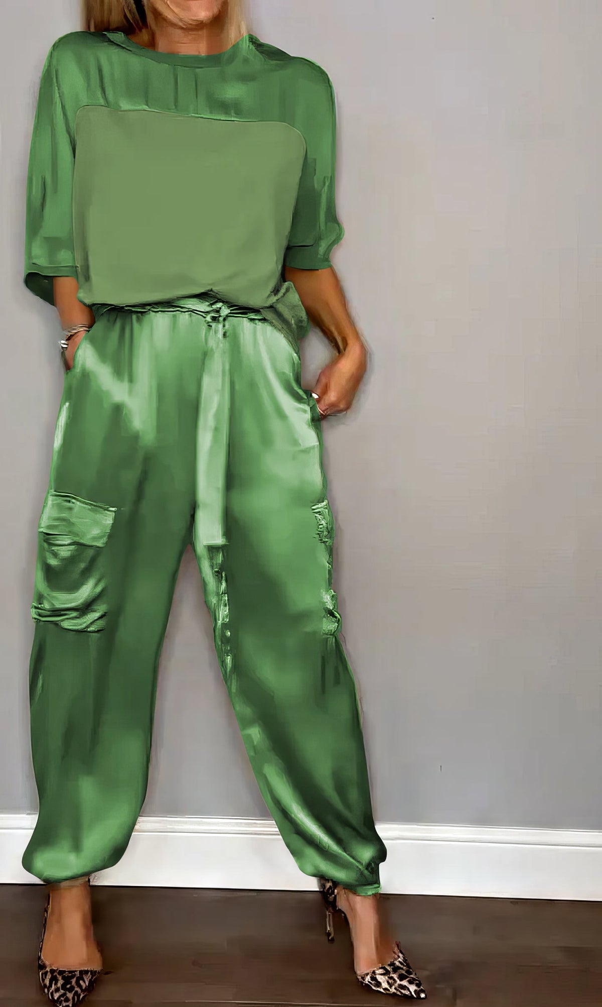 AMELIA | Completo blusa a due pezzi e pantaloni cargo Chic